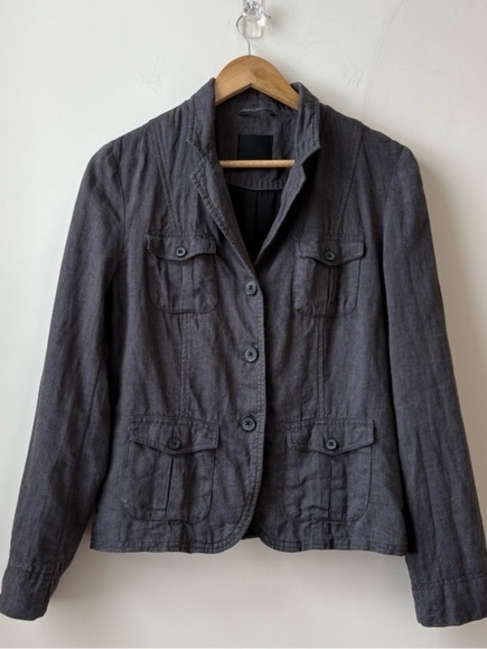 Classic Women's Gray Button-Front Jacket - Picture 5 of 7